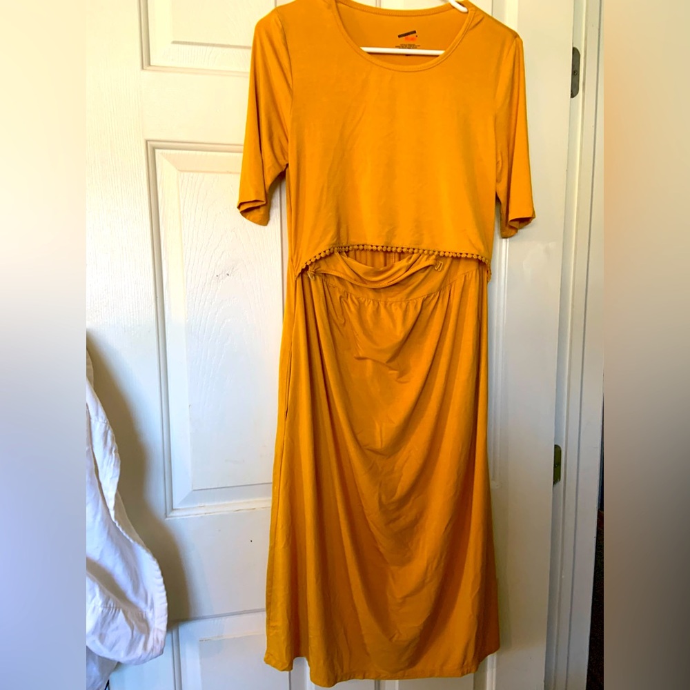 Undercover Mama Nursing Dress, size S, Golden Yellow Maternity, Baby, Comfy